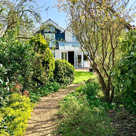 Bed and Breakfast Laurels Felsted Экстерьер фото