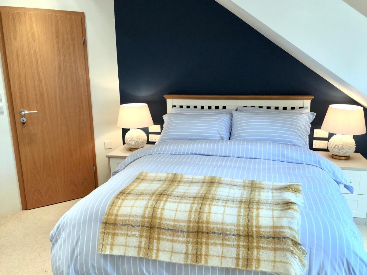 Bed and Breakfast Laurels Felsted Экстерьер фото