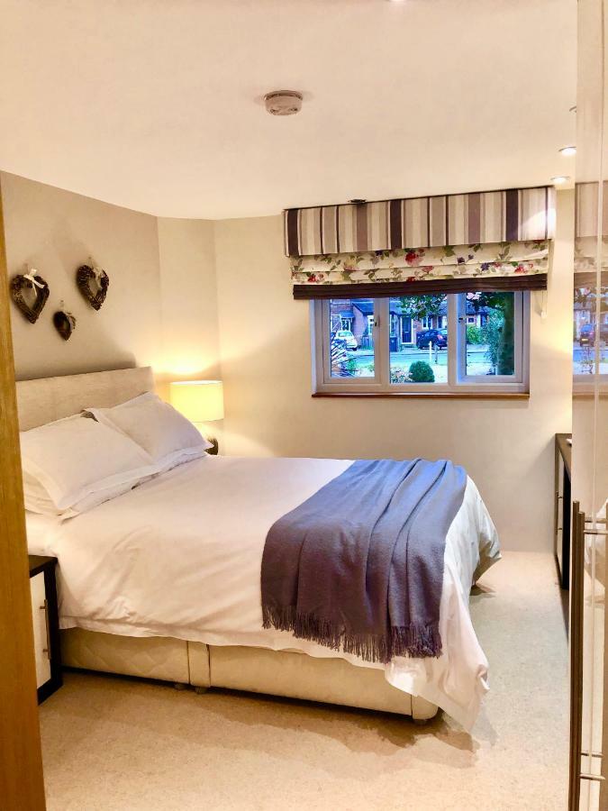 Bed and Breakfast Laurels Felsted Экстерьер фото