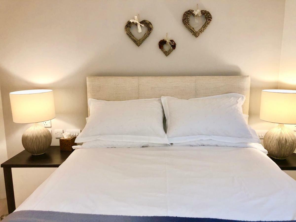 Bed and Breakfast Laurels Felsted Экстерьер фото